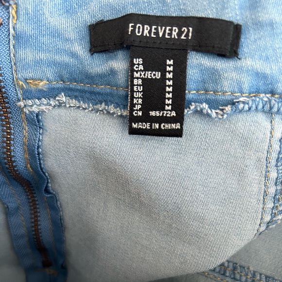 Forever 21 Womens Medium Light Blue Jean Denim Mini Skirt Slits Zipper Back - Picture 3 of 3